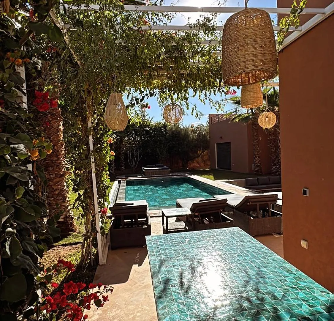 Villa Mattia Piscine Chauffee Sans Vis A Vis Marrakesh 0*,