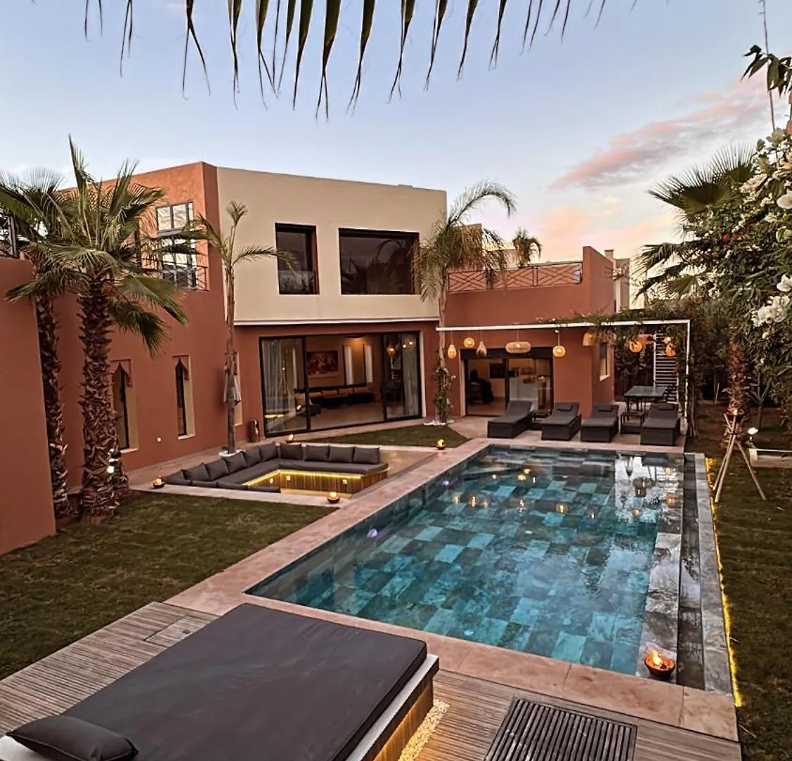 Villa Mattia Piscine Chauffee Sans Vis A Vis Marrakesh 0*,